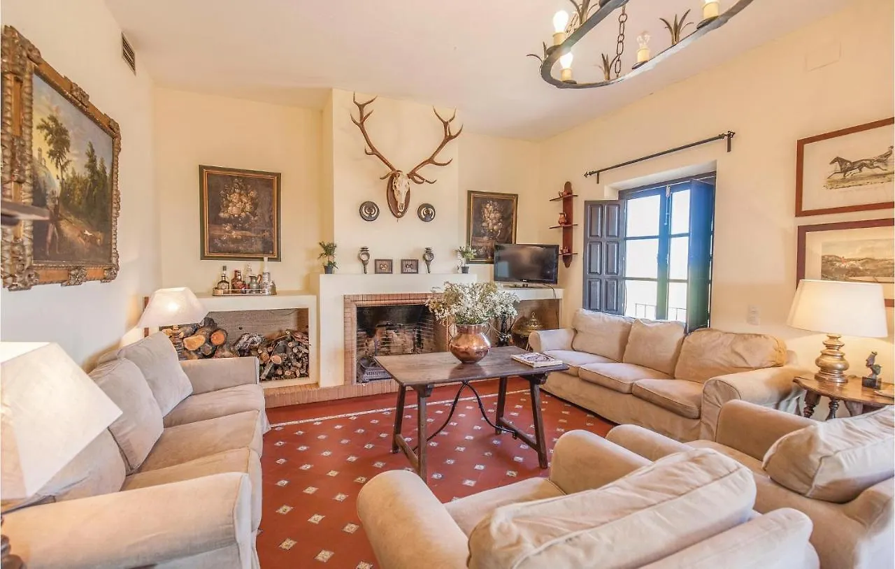 5 Bedroom Gorgeous Home In La Campana, Sevilla 0*,
