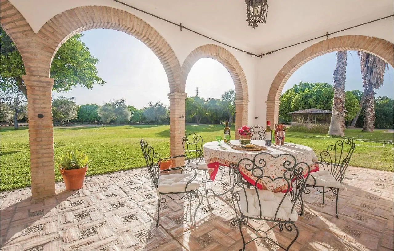 5 Bedroom Gorgeous Home In La Campana, Sevilla Holiday home